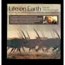 Life on Earth di Attenborough David