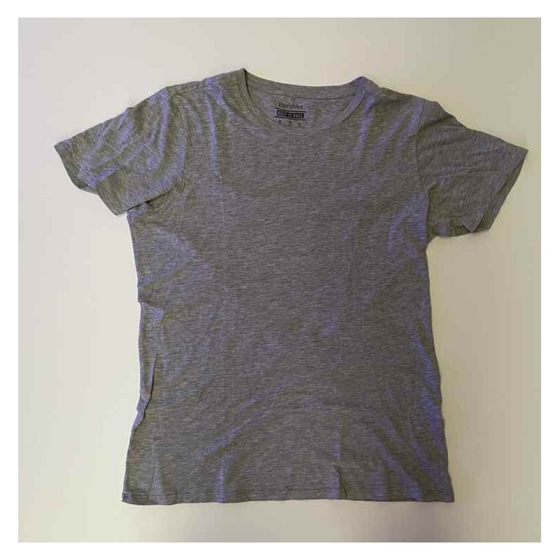 T-shirt uomo taglia M BERSHKA