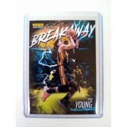 Trae Young  2022-23  Panini...