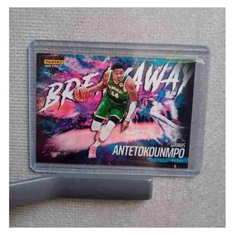 Giannis Antetokounmpo 2023-24  Panini NBA Instant Breakaway B18